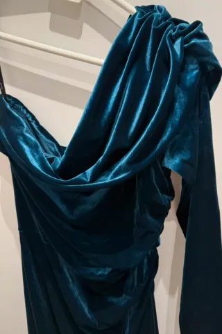 Vestido elegante verde azulado