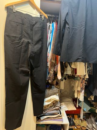 Traje negro Bernhardt