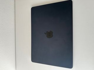 Macbook Air 2022 (sin placa base, leer)
