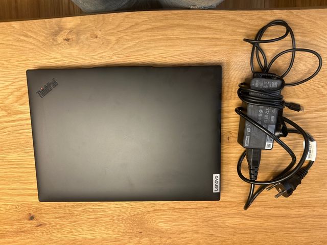 Ordenador portátil Lenovo ThinkPad Con Factura