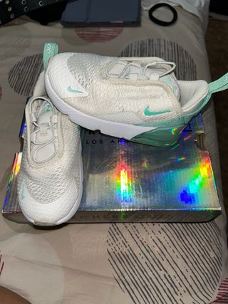 Nike Air Max 270 Unisex