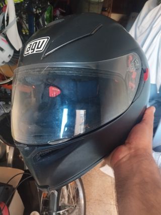Casco de moto AGV