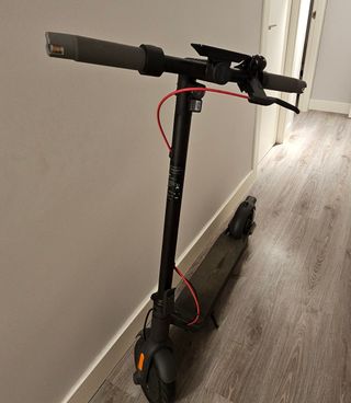 Patinete eléctrico Navee v25 Pro