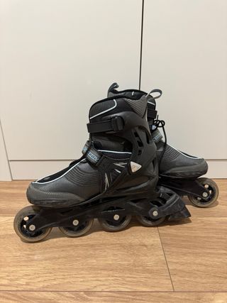 Patines en línea Rollerblade negros y azules