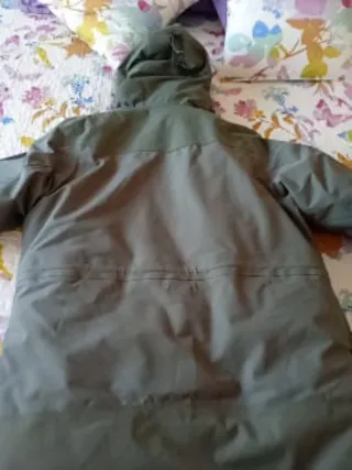Parka impermeable montaña y nieve Hombre