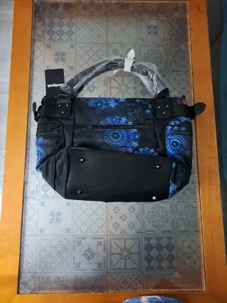 Bolso Desigual Negro y Azul