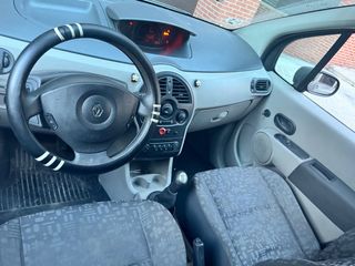 Renault Modus  2006
