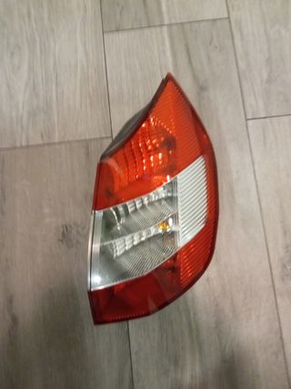 Piloto Trasero Derecho Renault Scenic II