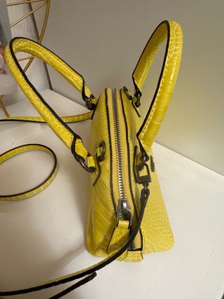 Bolso Guess Amarillo Cocodrilo