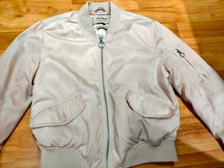 Cazadora bomber Pull&Bear rosa T.XS
