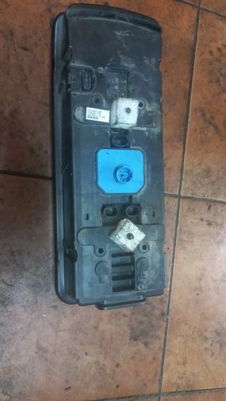 Luz trasera derecha Volkswagen Crafter