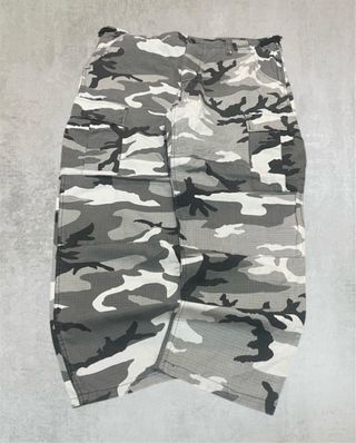 Pantalones Cargo Camuflaje Gris