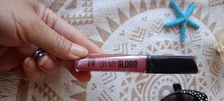 Occhiali cuore Rimmel + Lip Gloss lunga tenuta