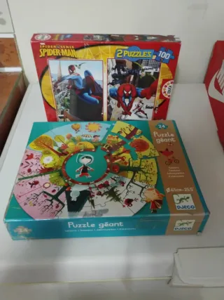 Lote 2 Puzzles Spiderman Educa + Djeco