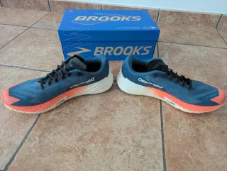 Brooks Catamount 4 Talla 45,5 (29,5 cm)