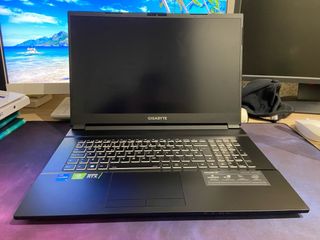 Gigabyte G7 GD 