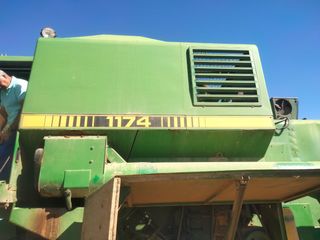 Cosechadora John Deere 1174