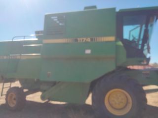 Cosechadora John Deere 1174
