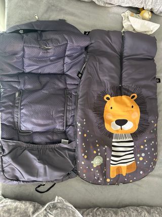 Saco de carro con diseño de león