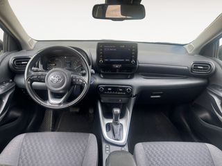 Toyota Yaris Hybrid Style