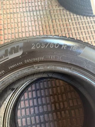 Michelin 205/60 R16