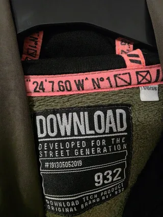 Sudadera verde con estampado