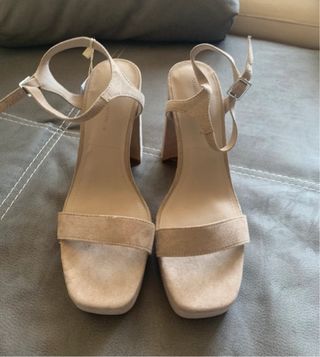 Sandalias Pull&Bear Plataforma Beige Talla 39