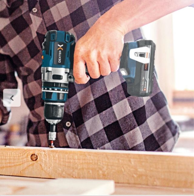 Taladro Dexter 18V con 2 baterías
