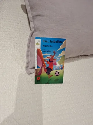 La pandilla de la ardilla 10. Rasi, futbolista