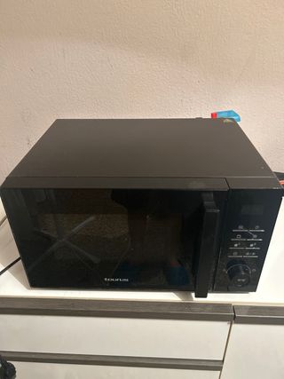 Horno Microondas Taurus Negro