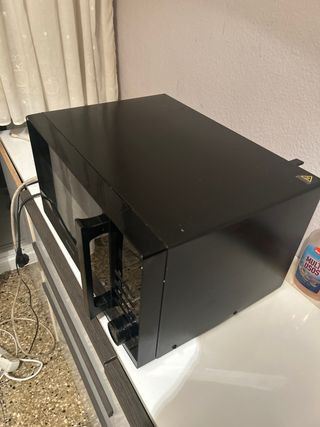 Horno Microondas Taurus Negro