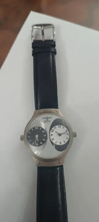 Reloj BOY London vintage 