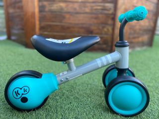 Triciclo para bebé con diseño de gato