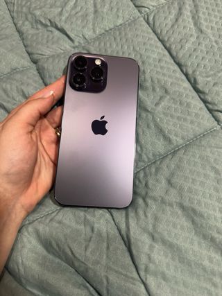 iPhone 14 Pro Max Morado Oscuro