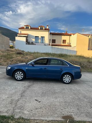 Audi A4 2.0 TDI 140 CV – Muy cuidado y con manteni