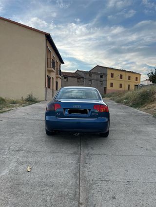 Audi A4 2.0 TDI 140 CV – Muy cuidado y con manteni