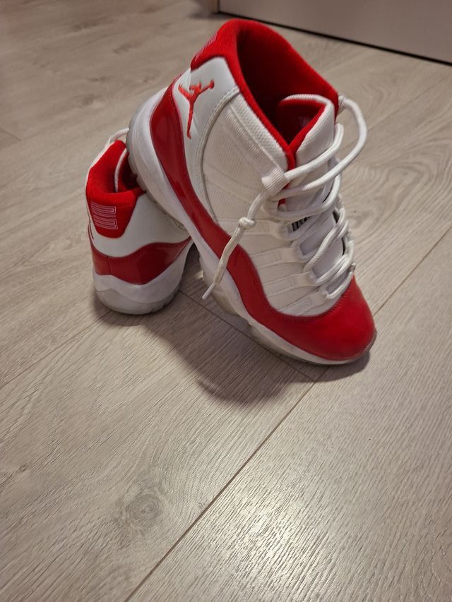 Zapatillas Air Jordan 11 Rojo/Blanco