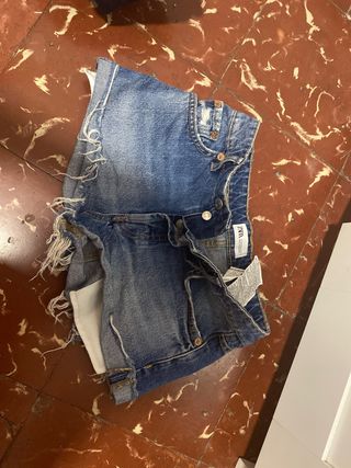 Pantalón corto Zara Talla 32