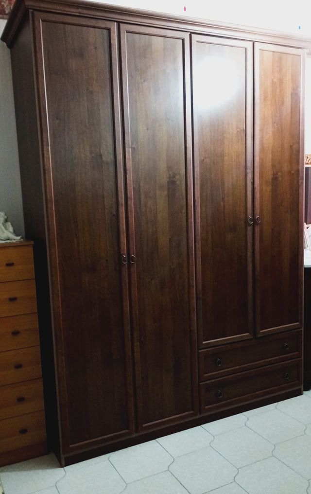 Coppia armadi 6 e 4 ante in legno