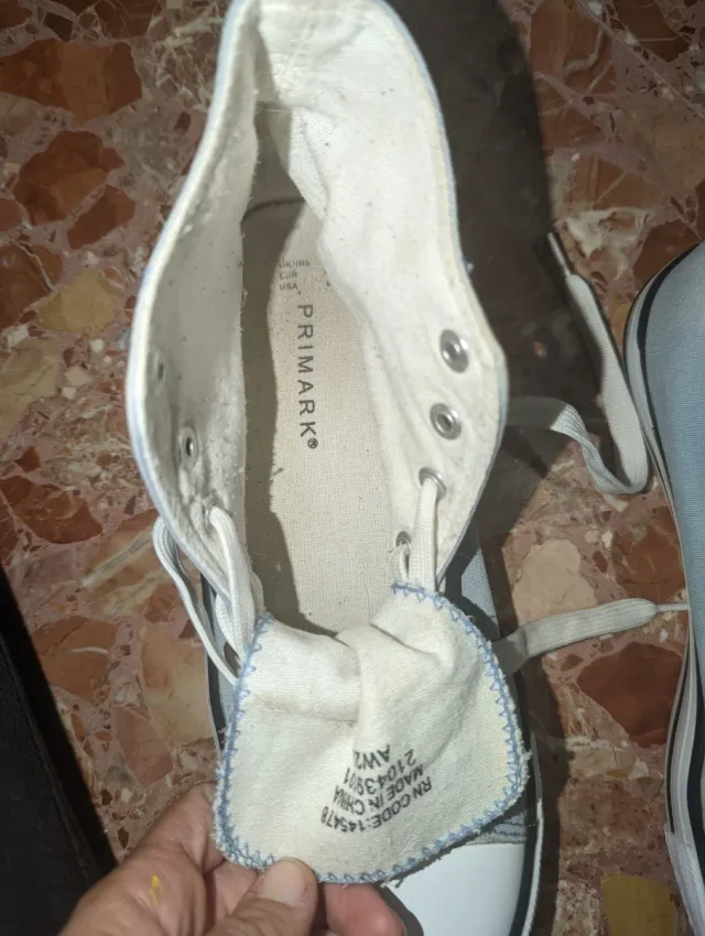 Zapatillas caña alta celestes