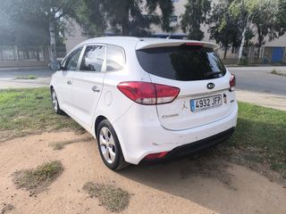 KIA Carens 2015
