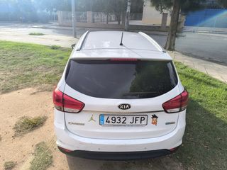 KIA Carens 2015