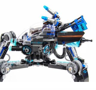 NINJAGO: Robot Guerrero Acuático ninja Nya