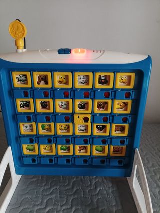 Juego ¿Quién es Quién? Electrónico