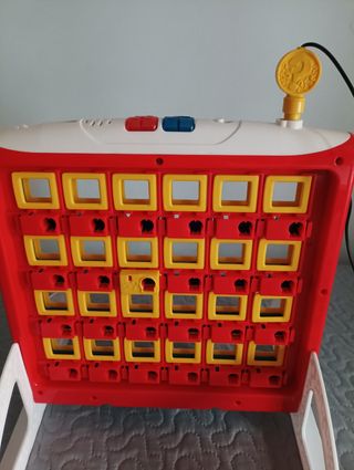 Juego ¿Quién es Quién? Electrónico