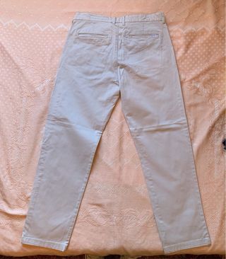 Pantalones beige