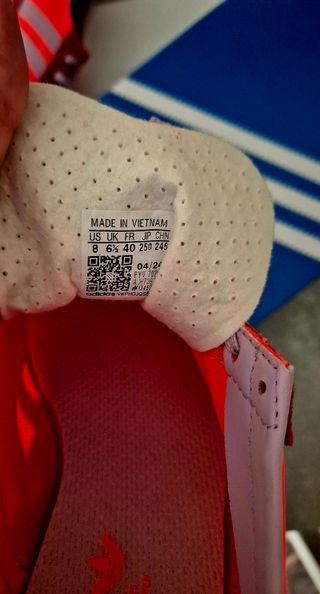 Zapatillas Adidas rosas y rojas talla 40