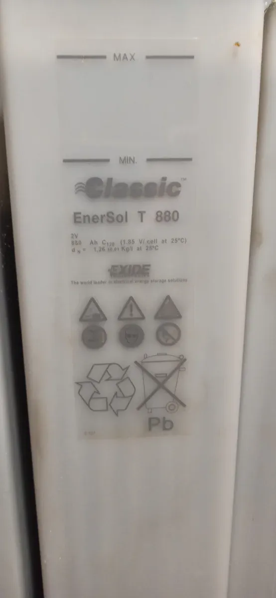 24 Baterías Plomo Ácido Energía Solar