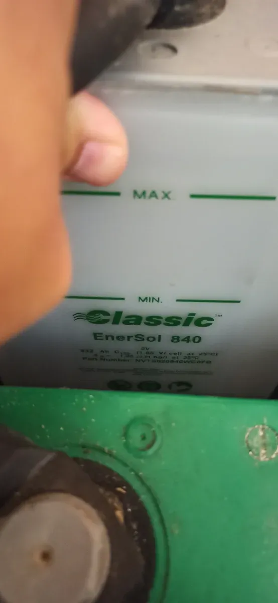 24 Baterías Plomo Ácido Energía Solar