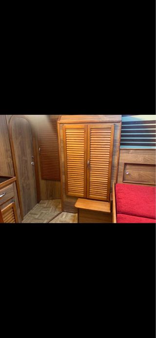 Velero de crucero Muddy 39